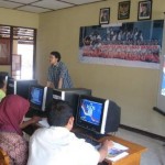 Apkomindo dan Ristek Kembali Gelar Gerakan Peduli Pendidikan