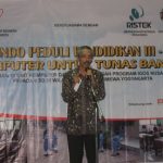 Penyerahan Bantuan 30 unit Komputer dalam rangka Gerakan APKOMINDO-RISTEK PEDULI PENDIDIKAN 2010