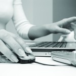 INSTANT SEARCHING   Apakah Membantu Penjualan?