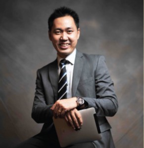 DEDY BUDIMAN: Bangun KOMISI Melalui Fan Page